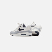 Nike Air Max 1 - Platinum Tint / Wolf Grey / Dark Obsidian