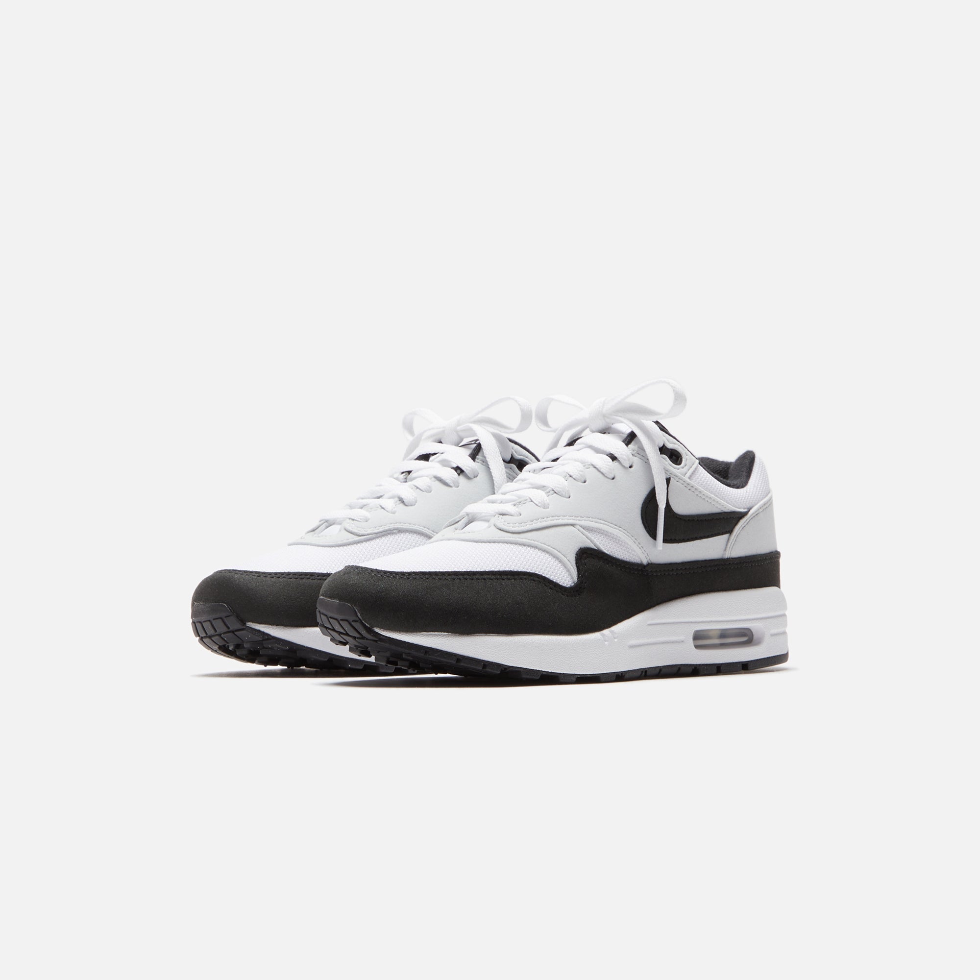 NKFD9082-107NikeAirMax1WhiteBlackPurePlatinum_0703.jpg