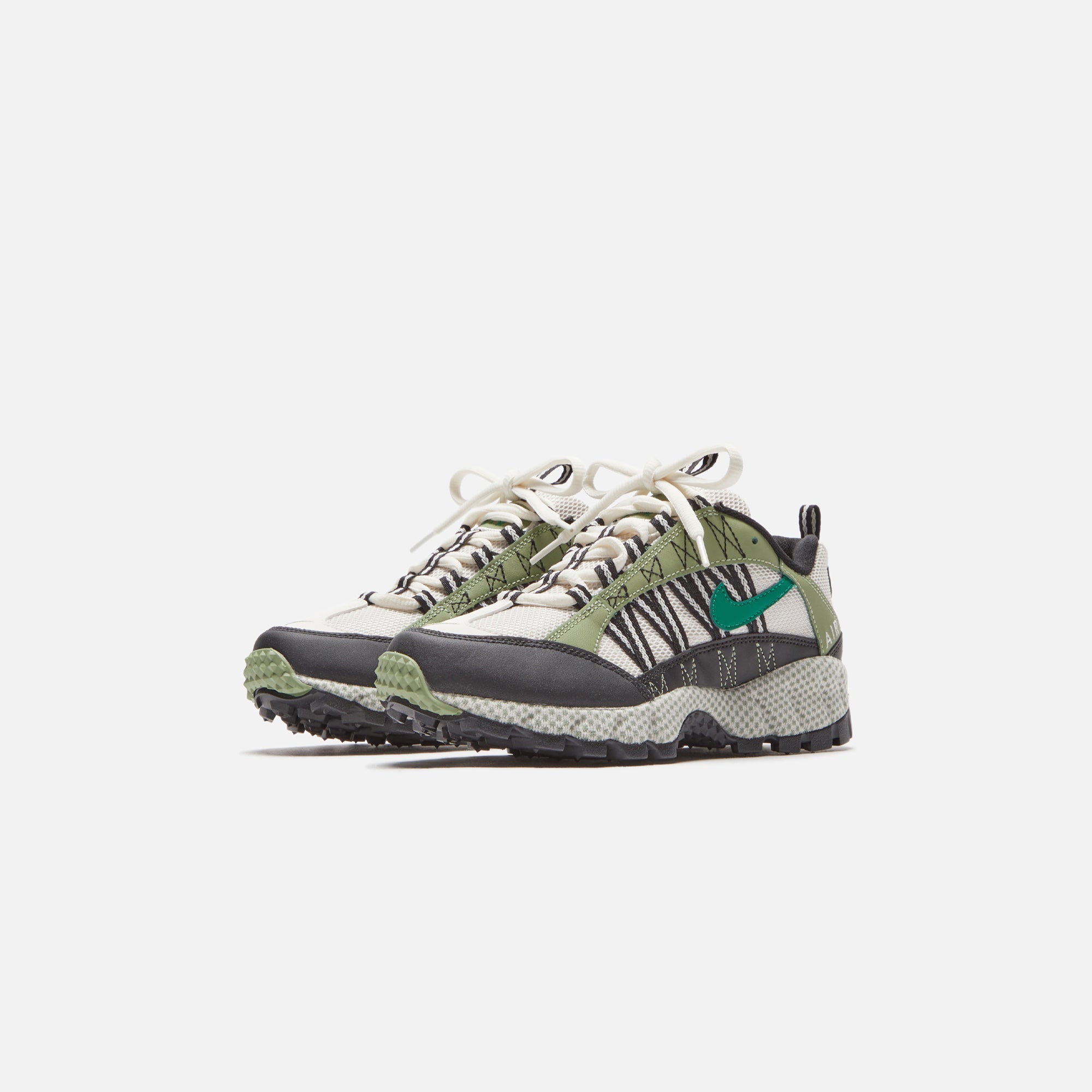 Nike Air Humara - Oil Green / Malachite / Phantom / Light Bone