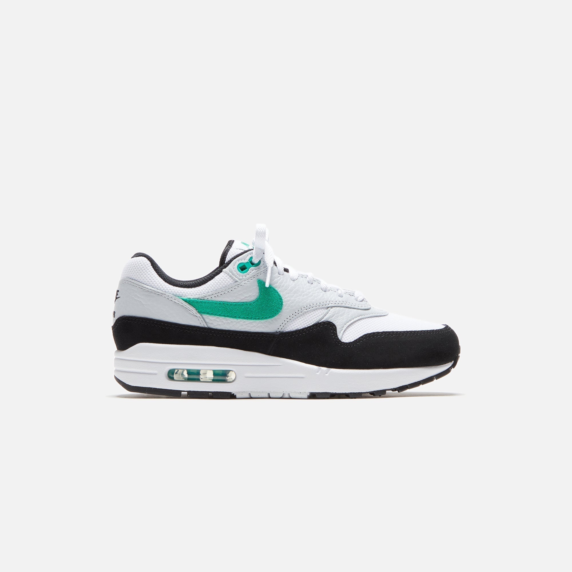 NKFN6952-100NikeAirMax1EssWhiteStadiumGreen_4236.jpg