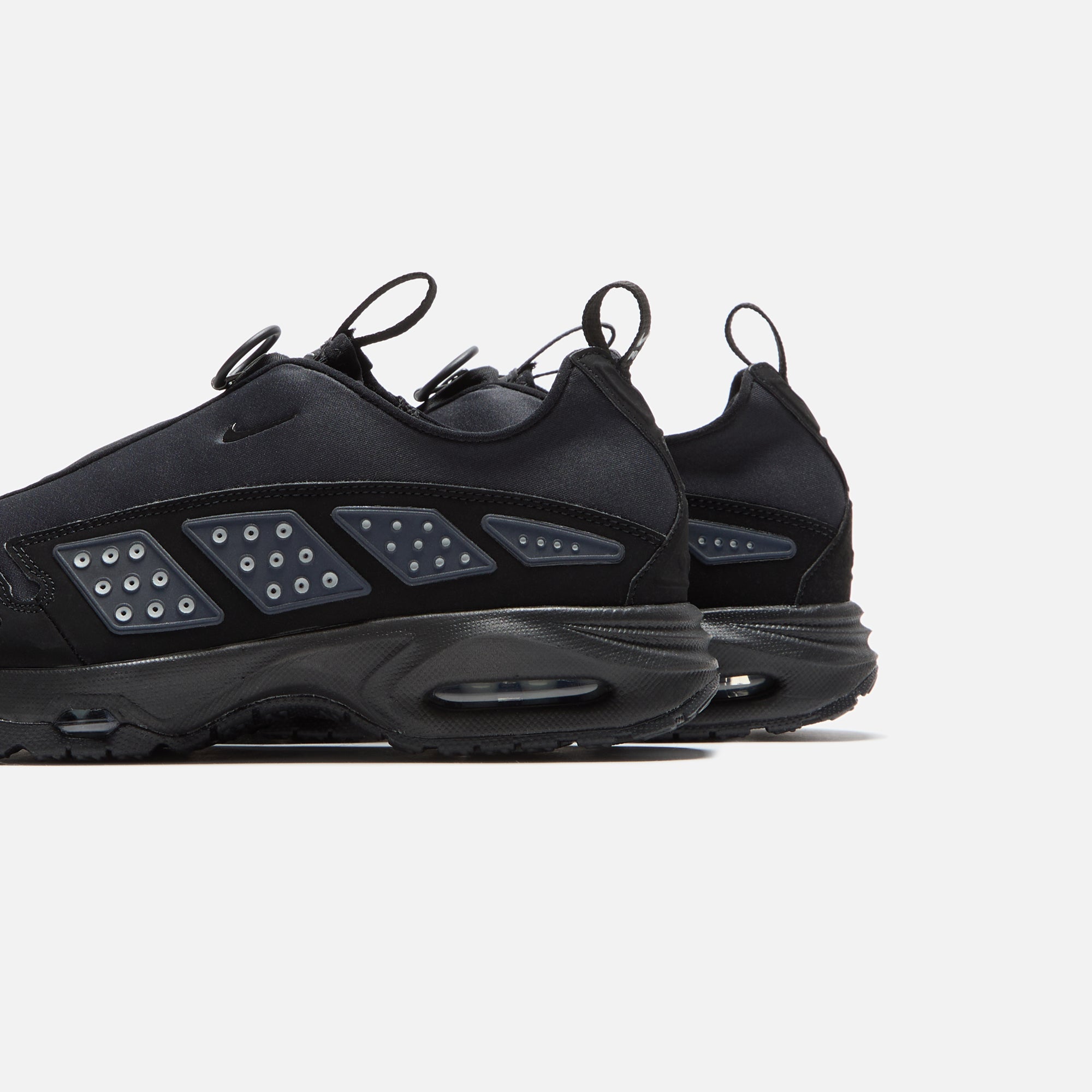 Nike WMNS Air Max SNDR - Black / Metallic Silver