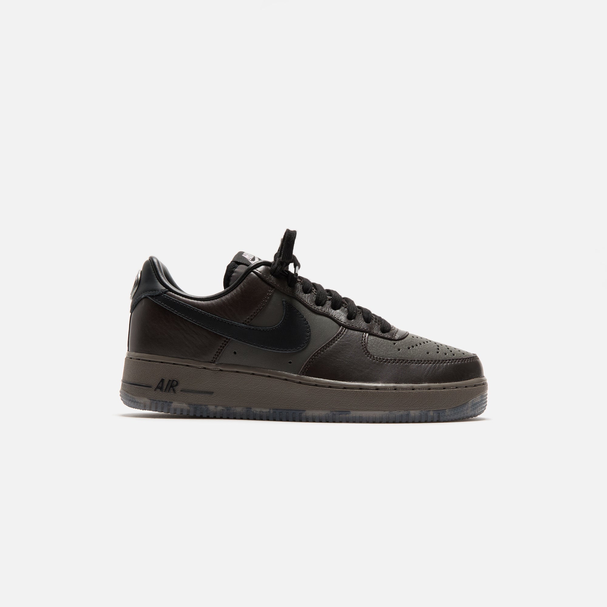 NKFZ4167-200NikeAirForce1LowBlackTeaBlackPetraBrownOliverGrey_0983.jpg