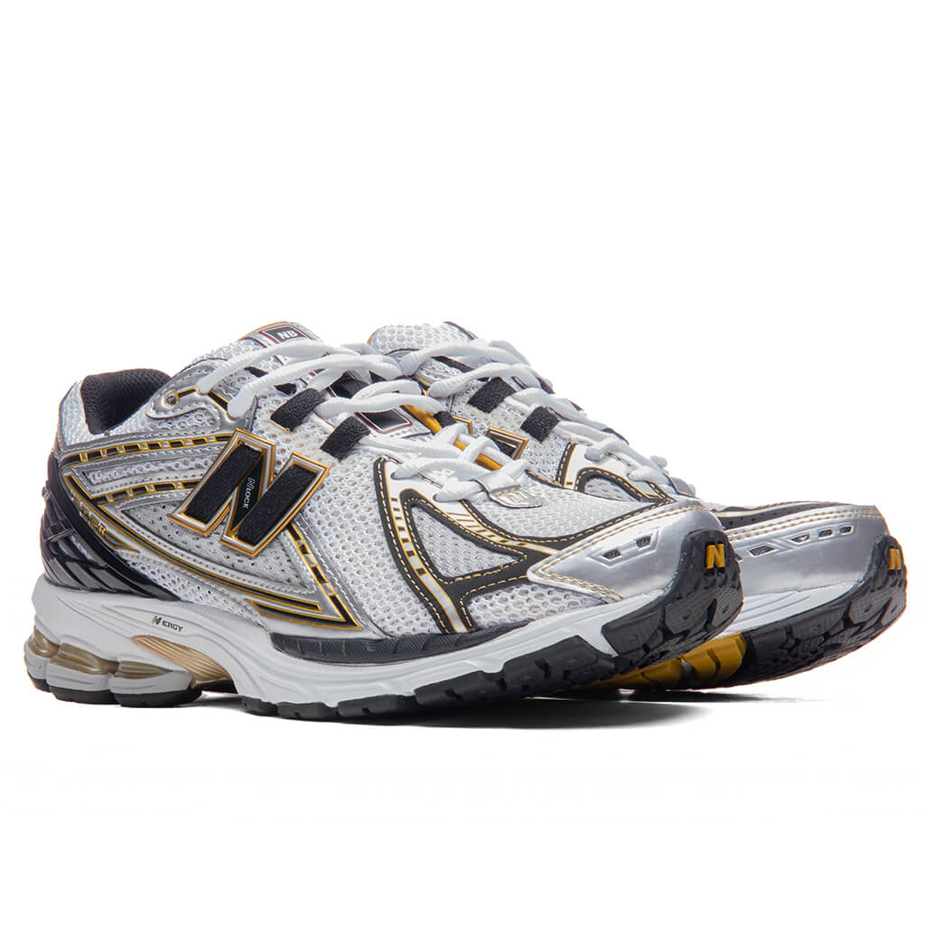 New-Balance-1906---Metallic-Silver-Metallic-Gold-M1906RA---08-25-22---Feature-JORDAN-2.jpg