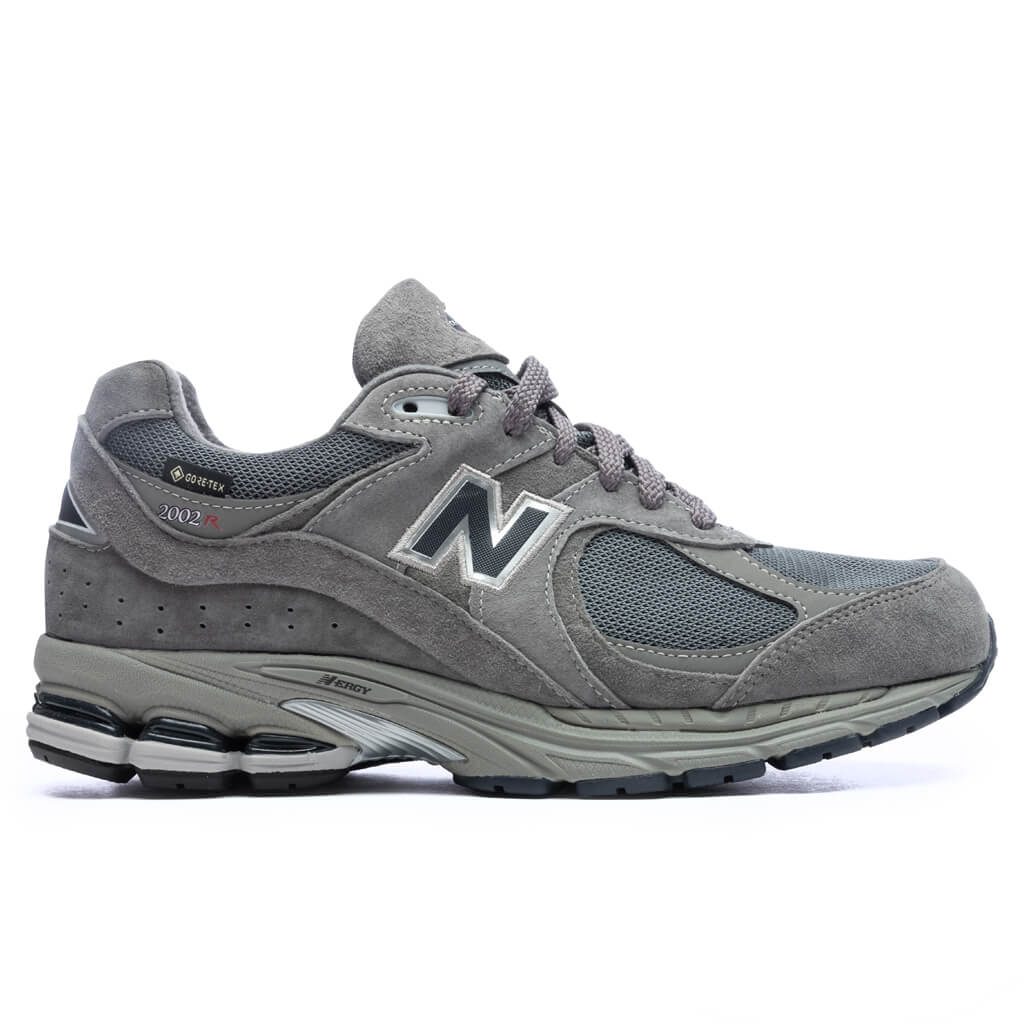 New-Balance-2002---Castlerock-M2002RXC---01-29-23---Feature--DV-KN.jpg