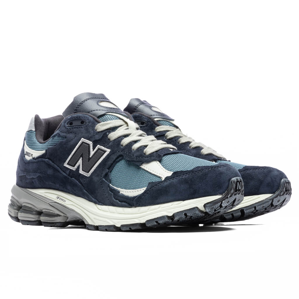 New-Balance-2002R---Dark-Navy--M2002RDF---10-15-22---Feature-JORDAN-4.jpg