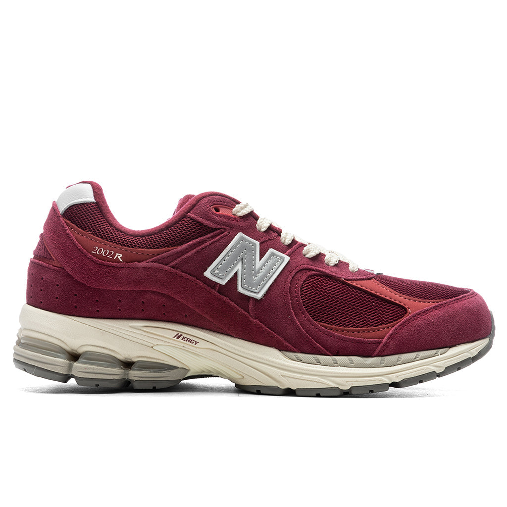 New-Balance-2002R---Garnet--M2002RHA-02-02-23-Feature-JP.jpg