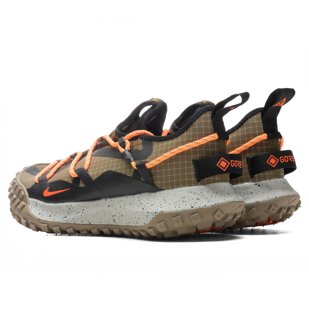 ACG Mountain Fly Low GORE-TEX SE - Hazel Rush/Black/Atomic Orange