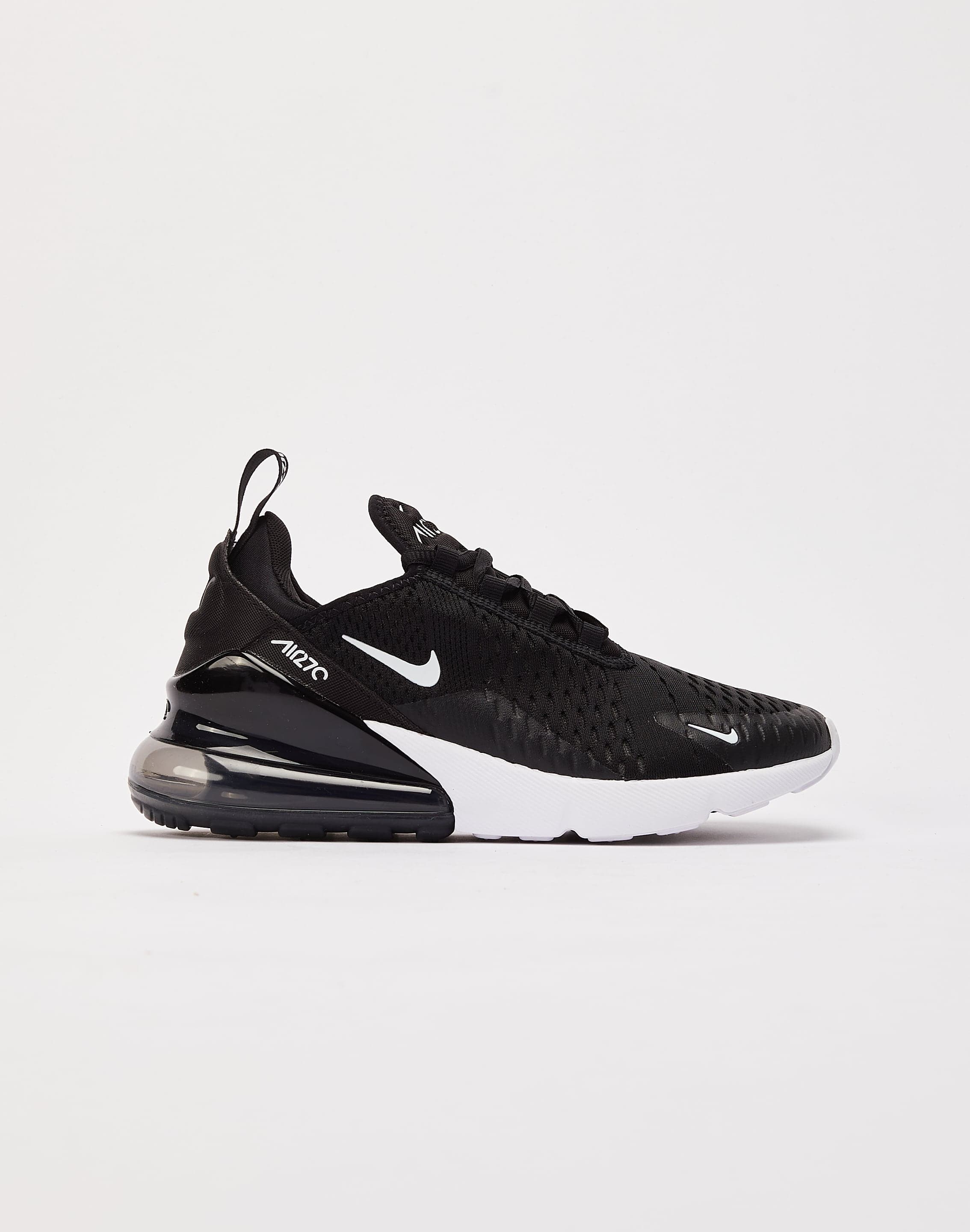 NIKE AIR MAX 270