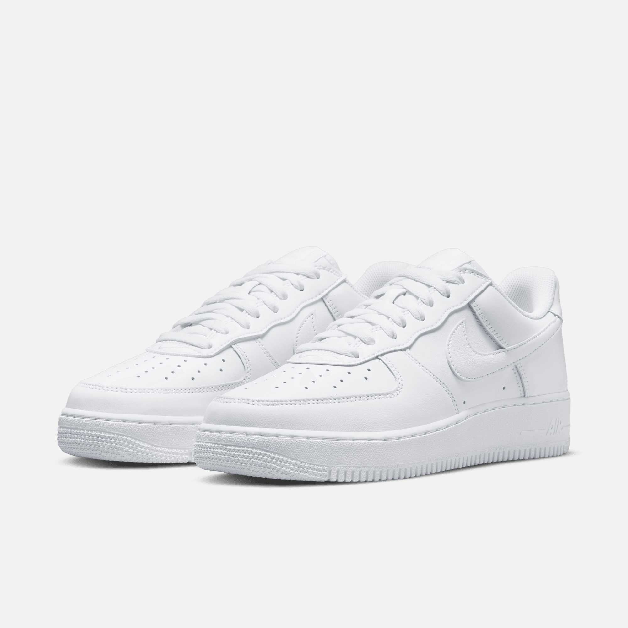 Nike-Air-Force-1-Low-Retro-Triple-White-Nike-1671793483.jpg