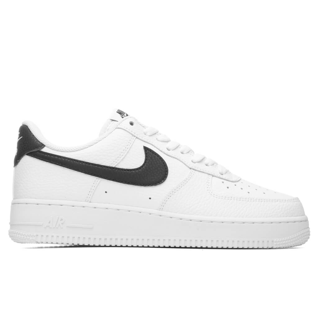 Nike-Air-Force-1-_07---White-Black-CT2302-100---06-12-2021---01.jpg