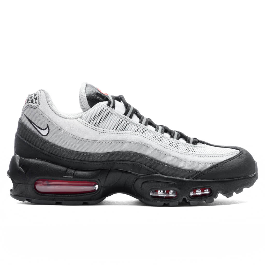 Nike-Air-Max-95---Black-Pure-Platinum-Light-Smoke-Grey-DQ3979-001---10-01-22---Feature-DUKE-JM.jpg