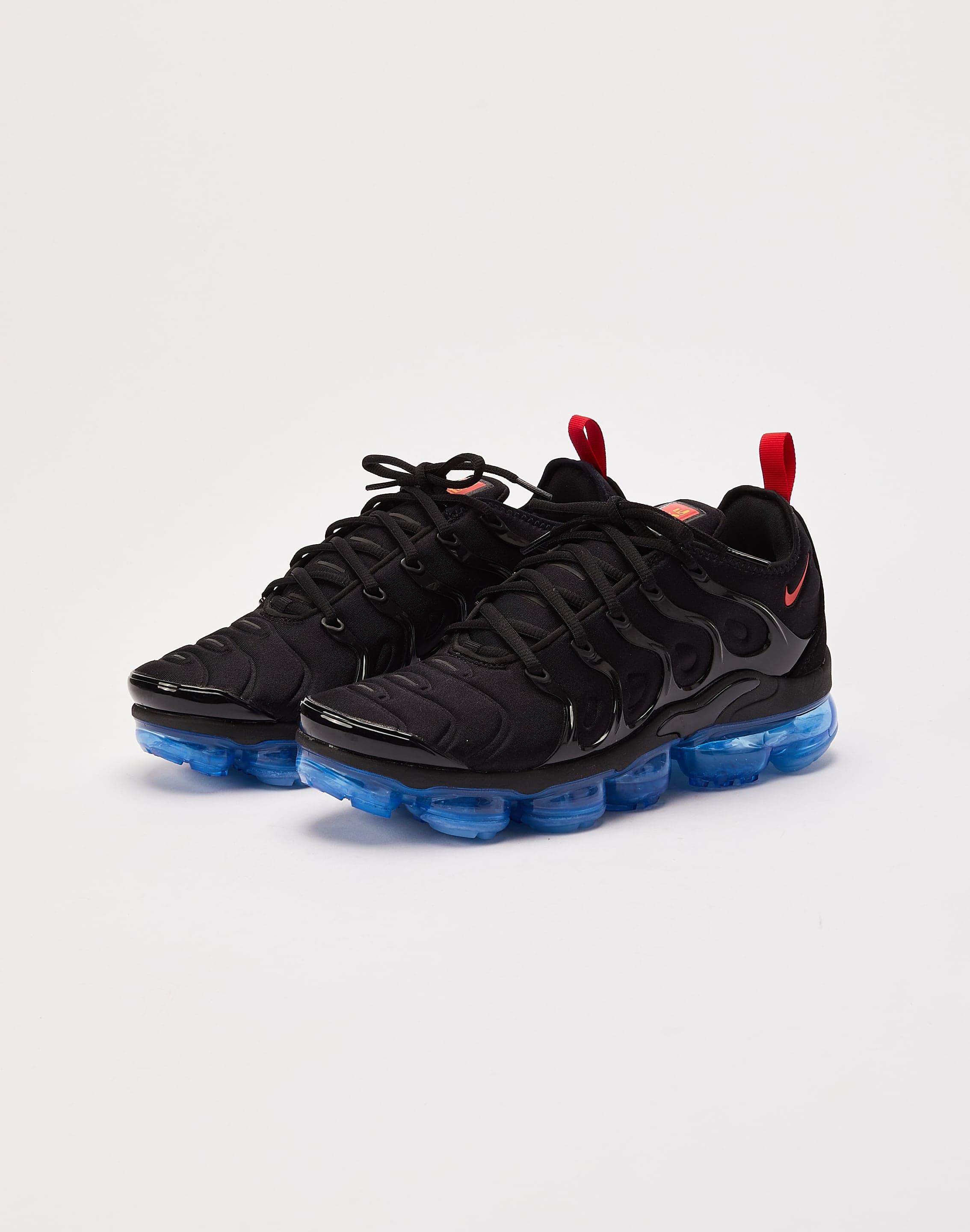 NIKE AIR VAPORMAX PLUS