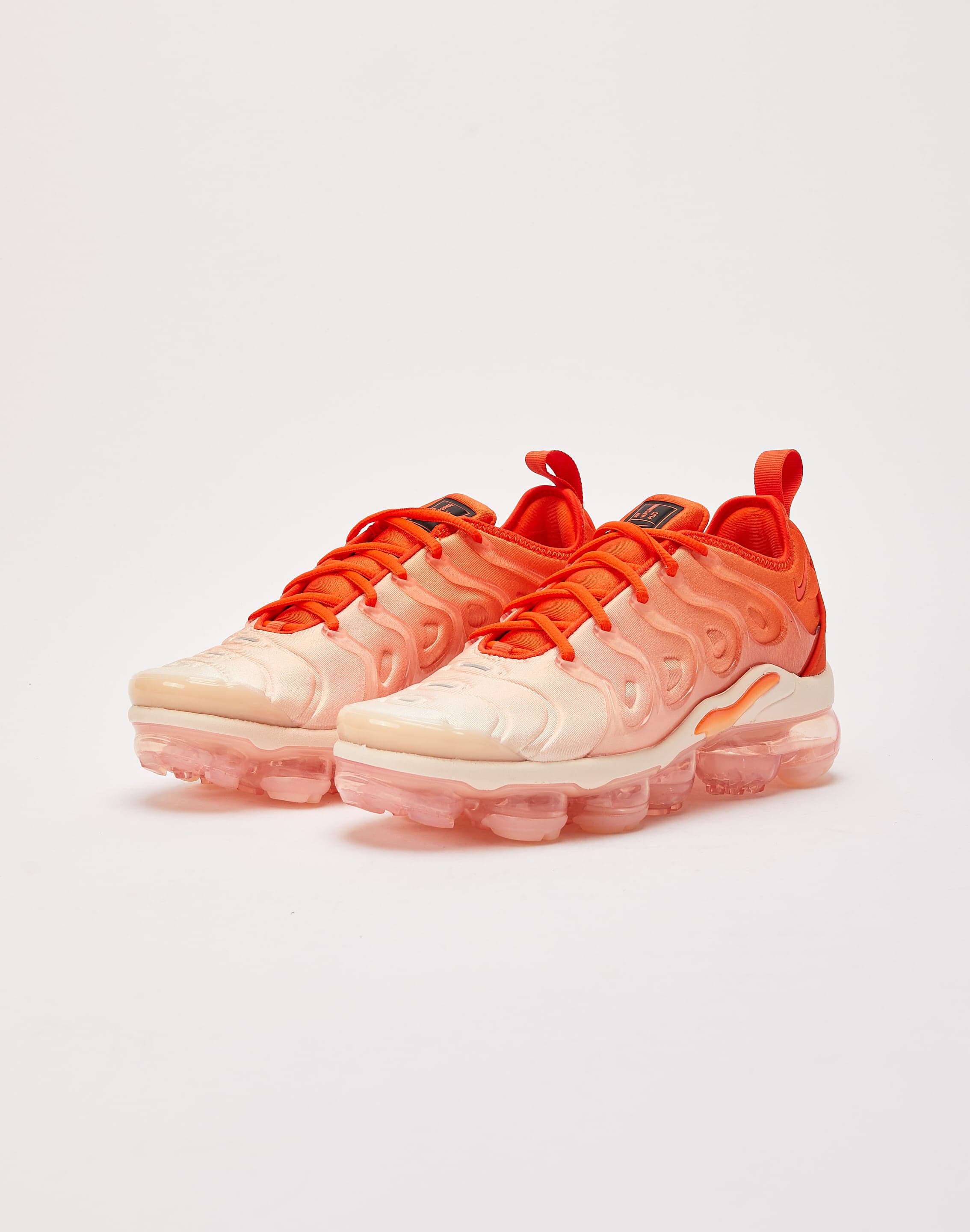 NIKE AIR VAPORMAX PLUS