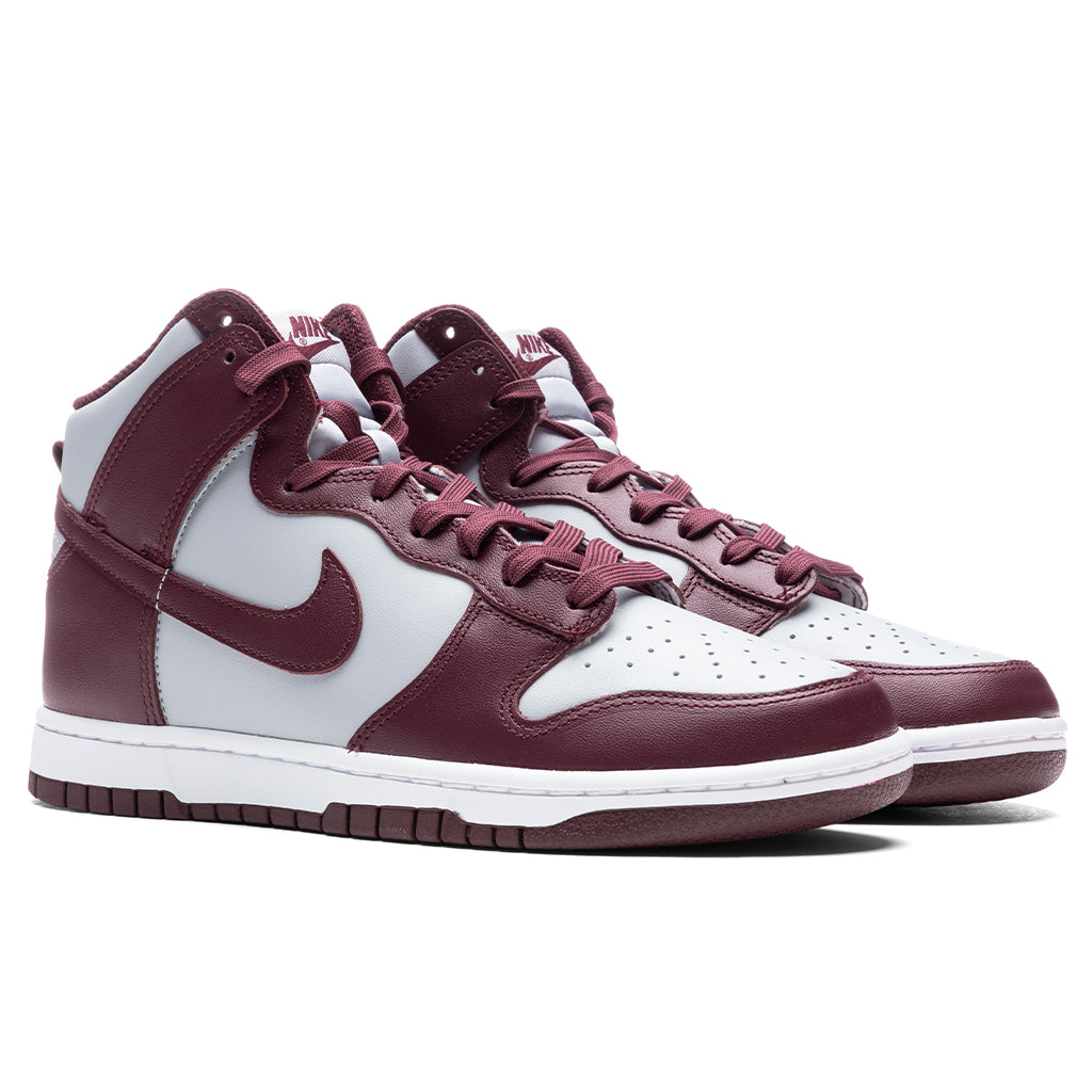 Nike-Dunk-High-Retro---Dark-BeetRoot-Wolf-Grey-DD1399-600---09-15-22---Feature-DUKE-2.jpg