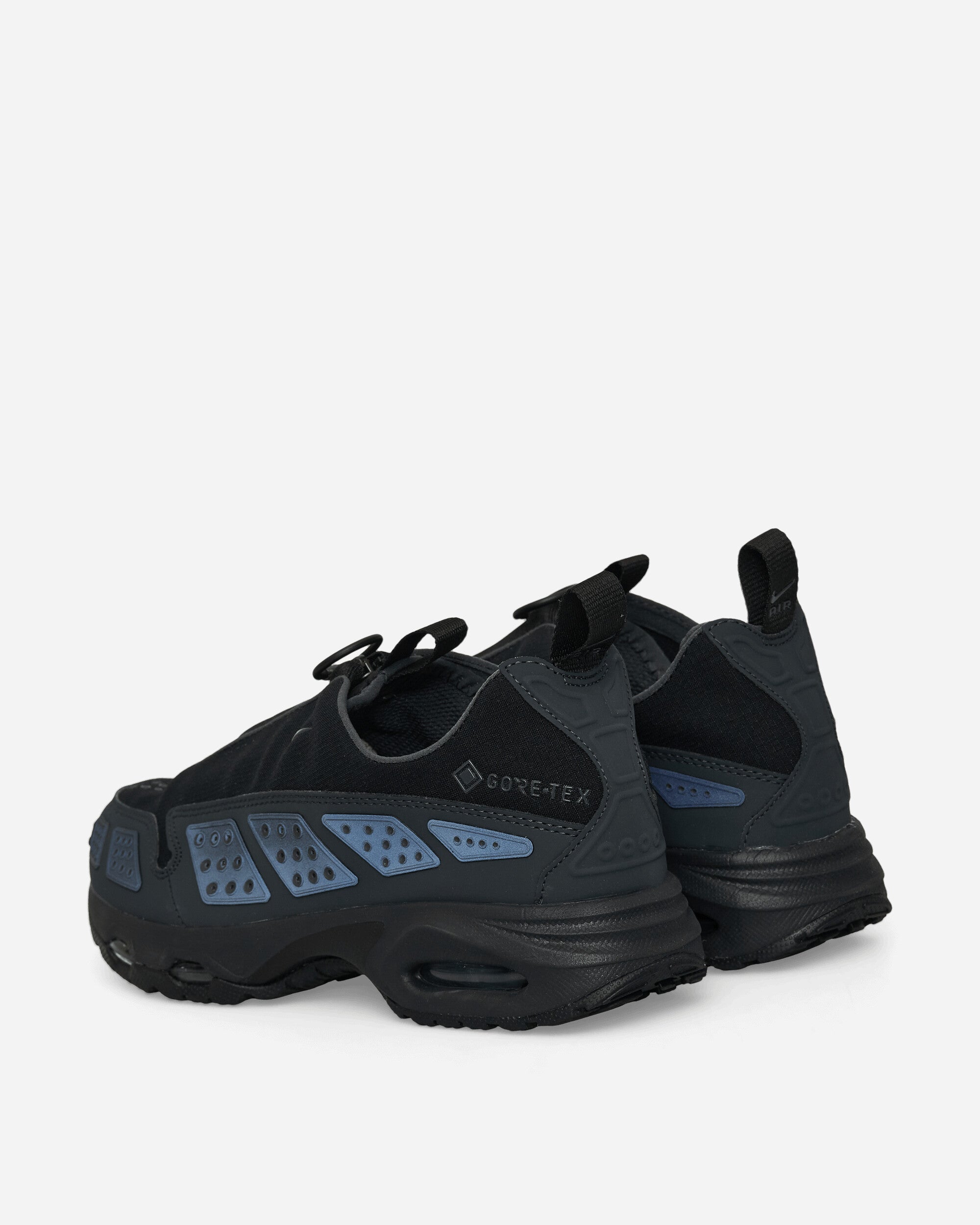 Women's Air Max SNDR GORE-TEX Sneakers Black / Dark Smoke Grey