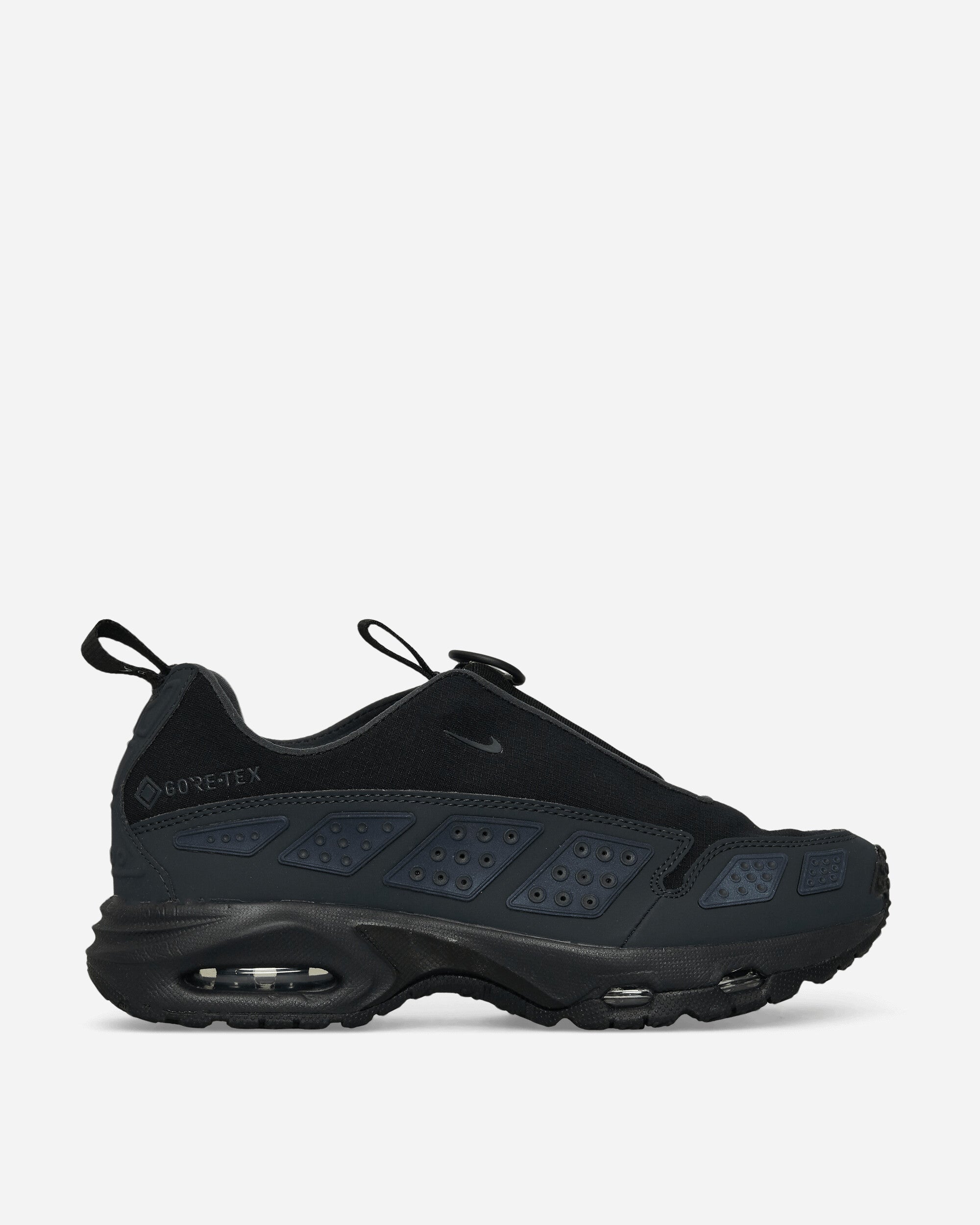 Women's Air Max SNDR GORE-TEX Sneakers Black / Dark Smoke Grey