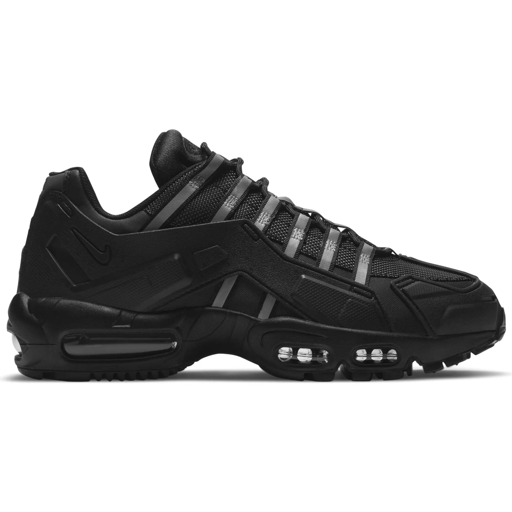 Nike-NDSTRKT-Air-Max-95-Black-Nike-1671751967.jpg