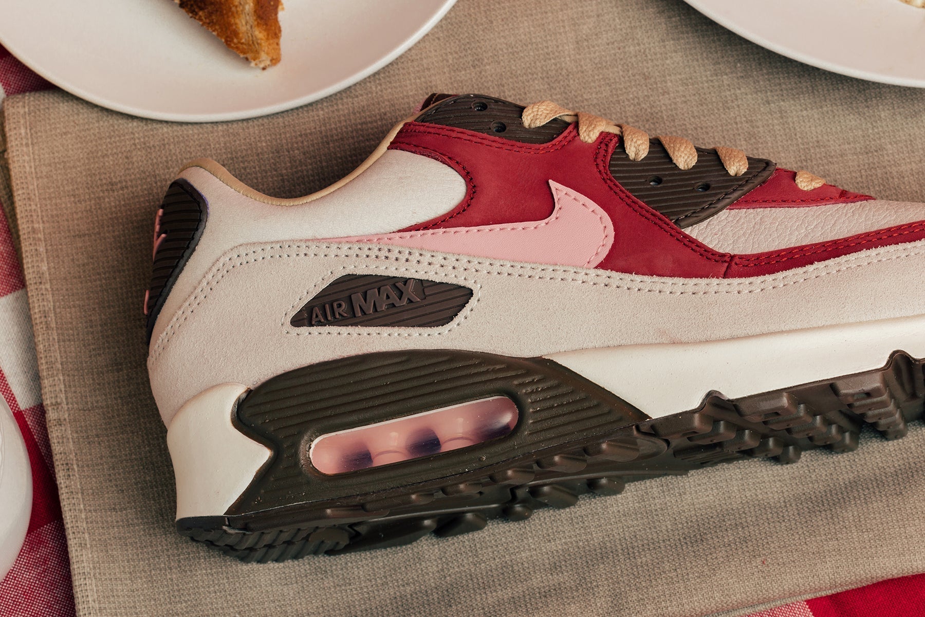 Air Max 90 NRG "Bacon" - Sail/Sheen