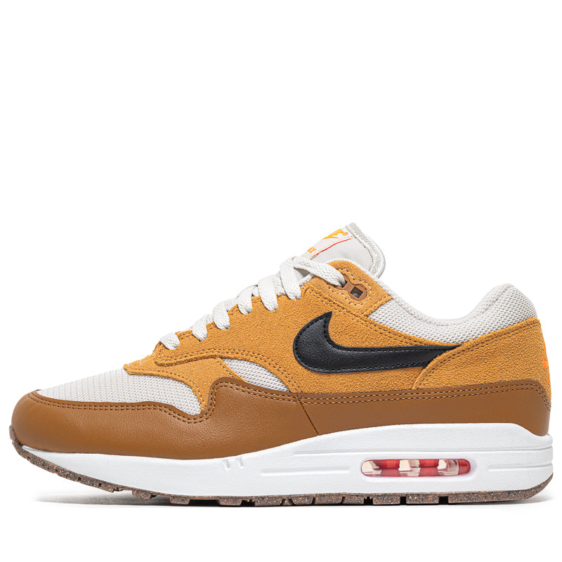 Sneaker-Politics-Nike-AirMax-1-FZ5808-004-WB-1.jpg