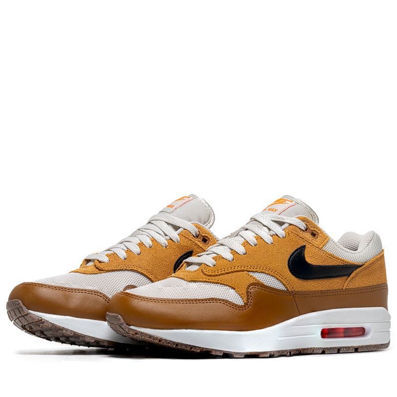 Sneaker-Politics-Nike-AirMax-1-FZ5808-004-WB-6.jpg