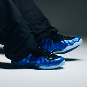 Nike Air Foamposite One 'International Blue' - Dark Neon Royal/White