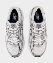 New Balance 740 in White + Navy