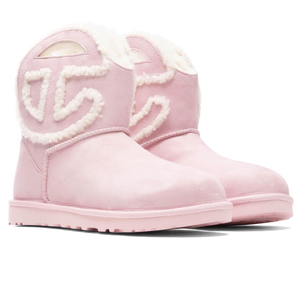 UGG-x-Telfar-Logo-Mini---Pink--1122991-PINK---10-22-2021---01-2.jpg