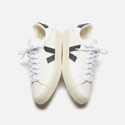 Veja WMNS Campo - Extra White / Black