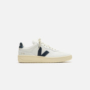 Veja V-90 - Extra White / Nautico