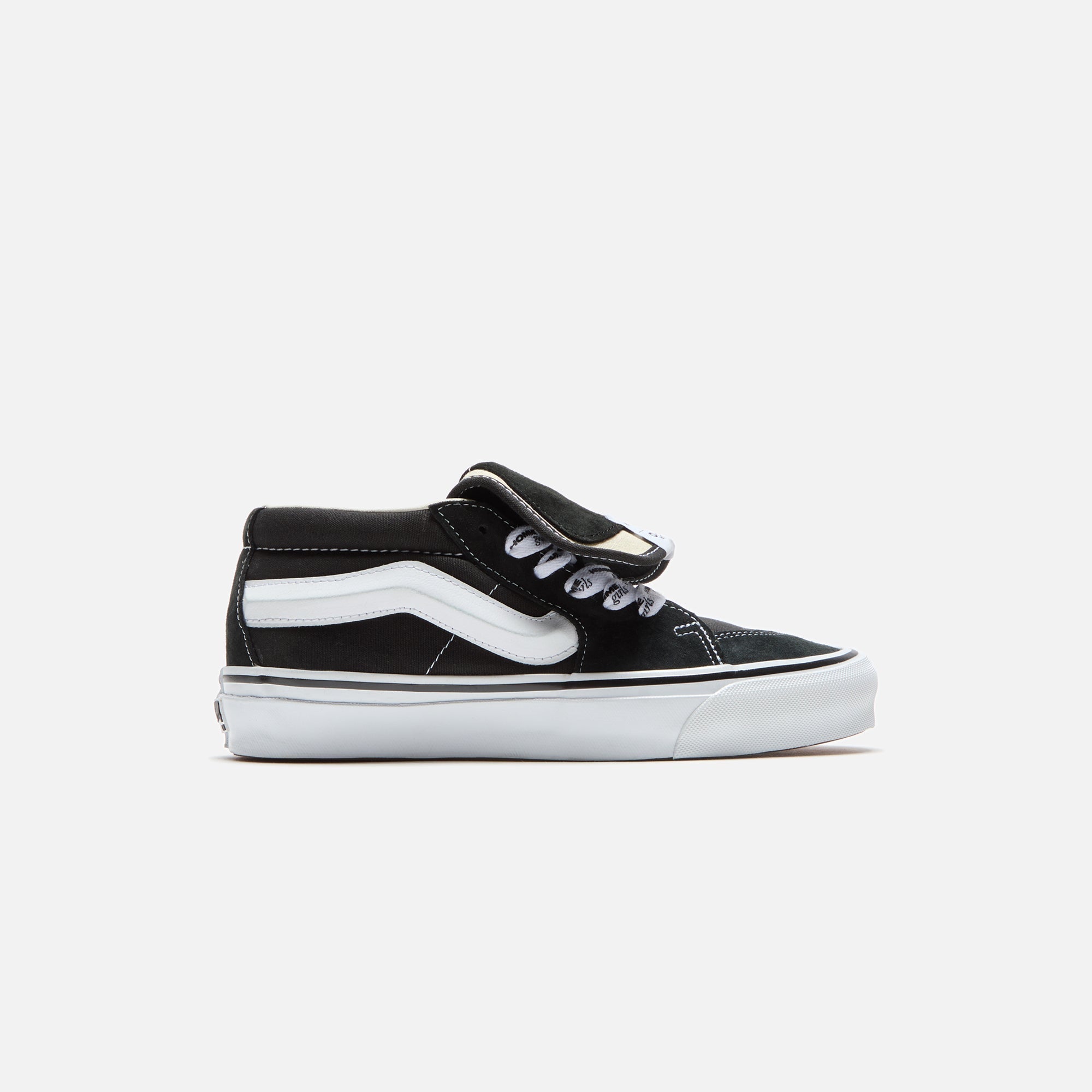 VN000NBNCJKVansHommeGirlsOTWSK8MidReissue83Black_7402.jpg