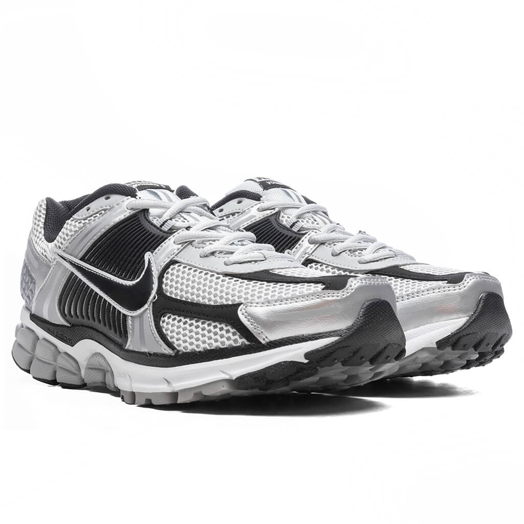 Zoom Vomero 5 - Metallic Silver/Black/Pure