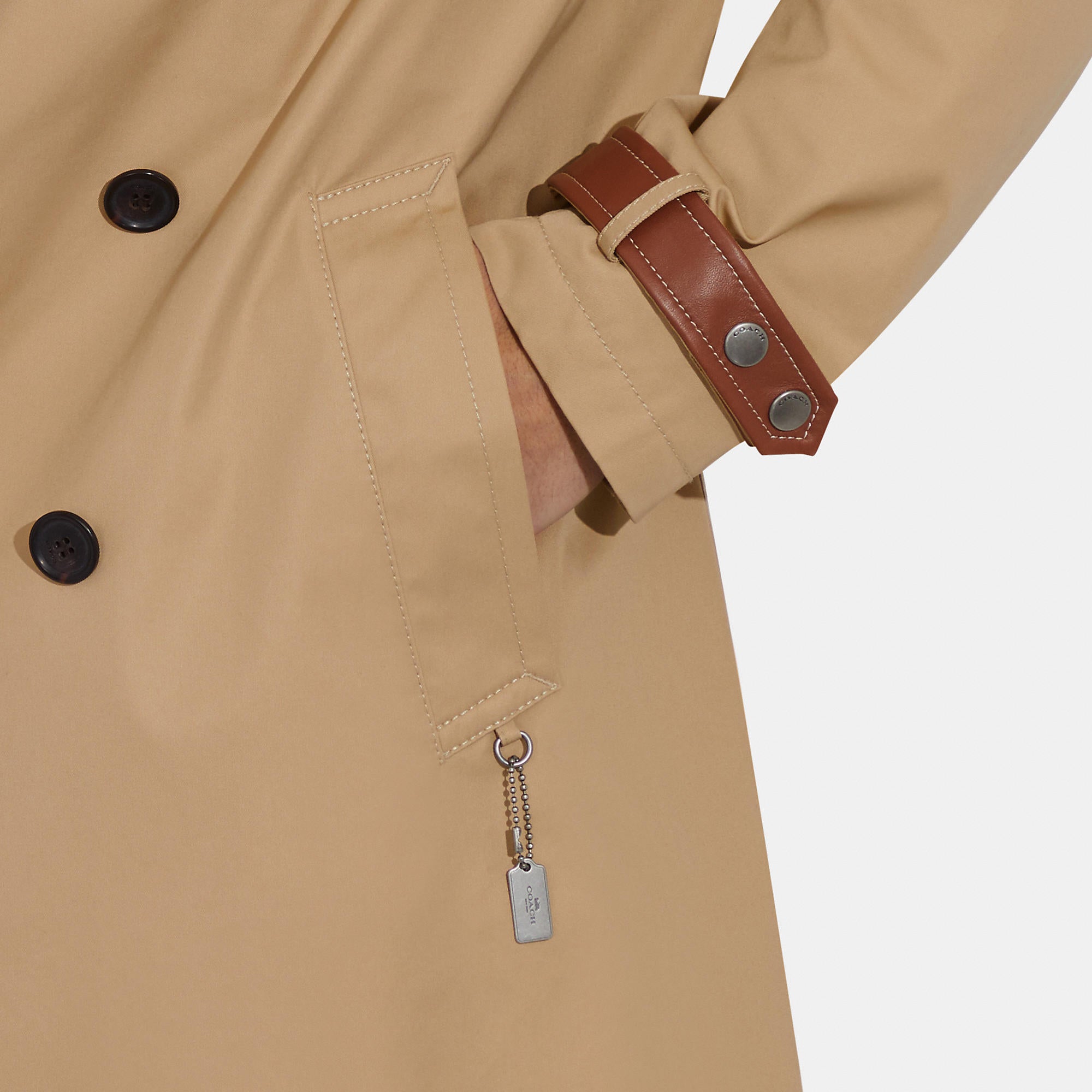 Coach Outlet Trench