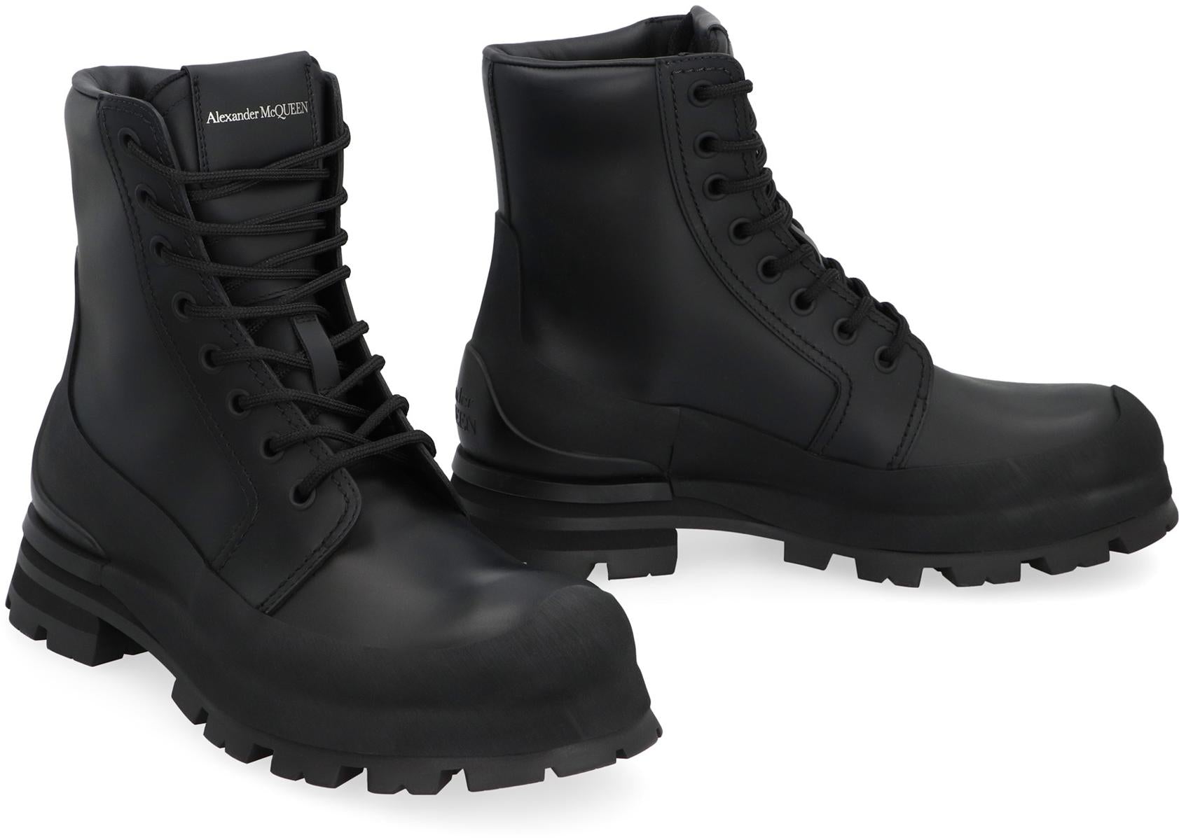 Alexander McQueen Wander Leather Lace-Up Boots