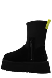 Women's Classic Dipper Boot In Black