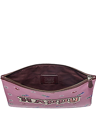 coach-disney-x-large-pouch-clutch-30-with-happy-01.png