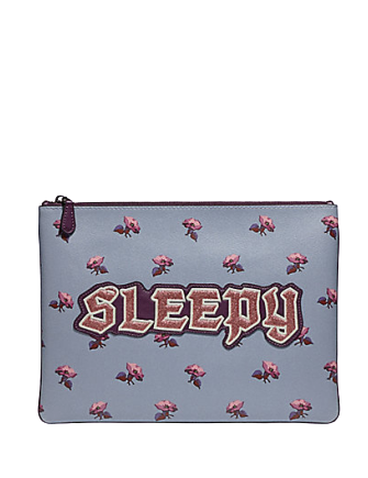 coach-disney-x-large-pouch-clutch-30-with-sleepy.png