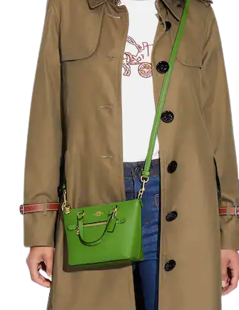 coach-mini-gallery-crossbody-01.png