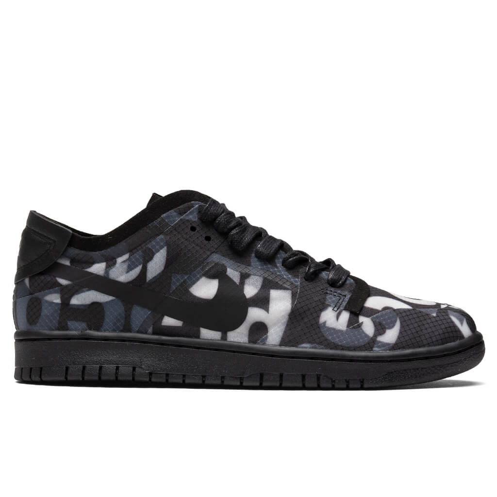 comme-des-garcons-x-nike-womens-dunk-blackblack.jpg