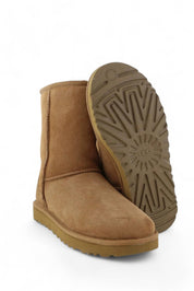 Women's Classic Short Ii Boots In Chestnut