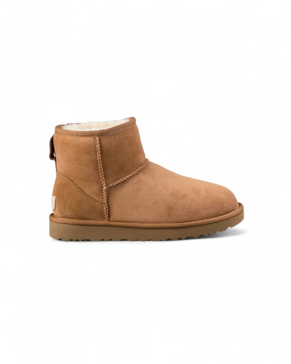 Women's Classic Mini Ii Boot In Chestnut