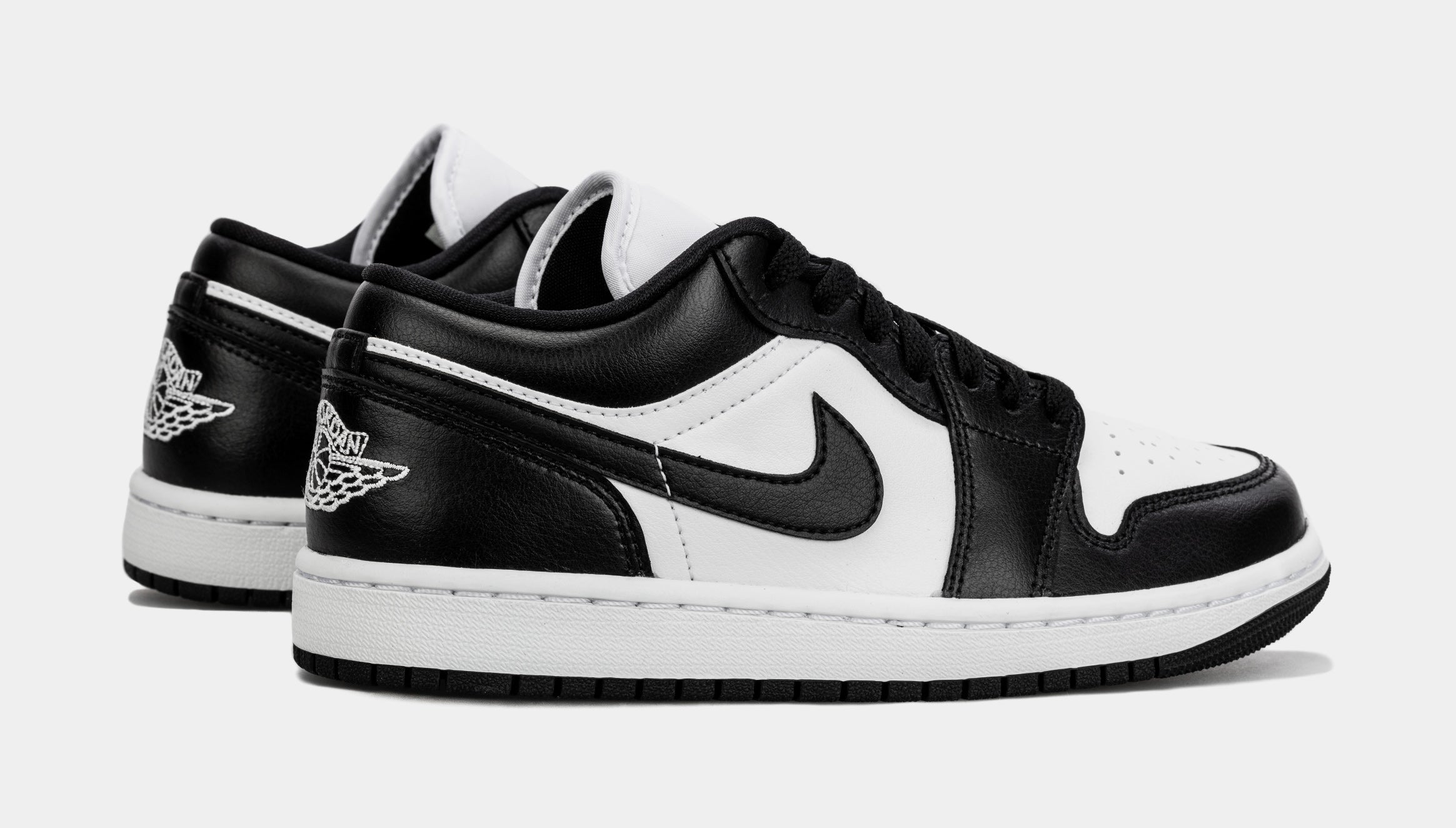 Air Jordan 1 Retro Low Panda Womens Lifestyle Shoes (Black/White)