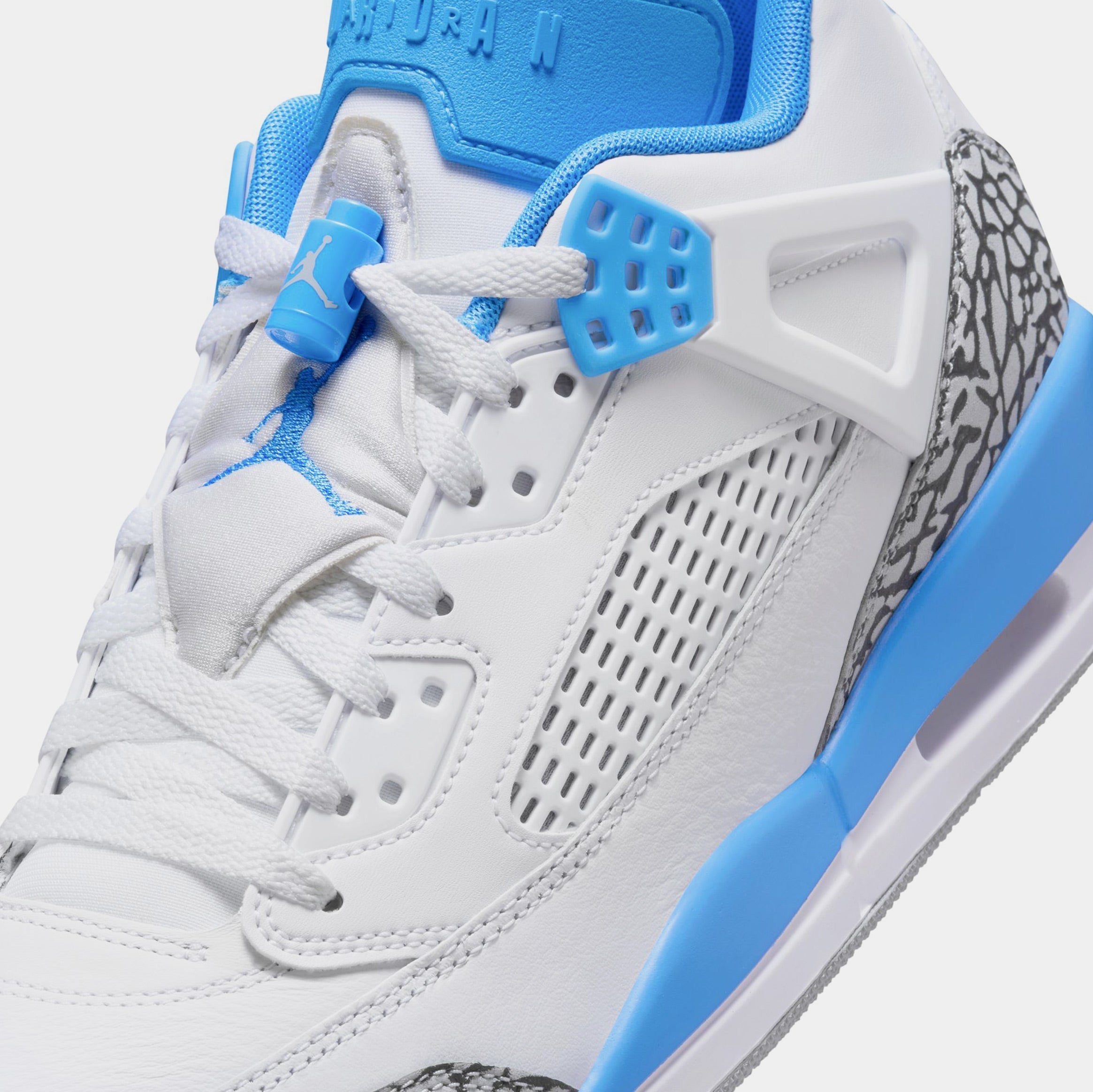 Spizike Low UNC Mens Basketball Shoes (White/Wolf Grey/Anthracite/University Blue)