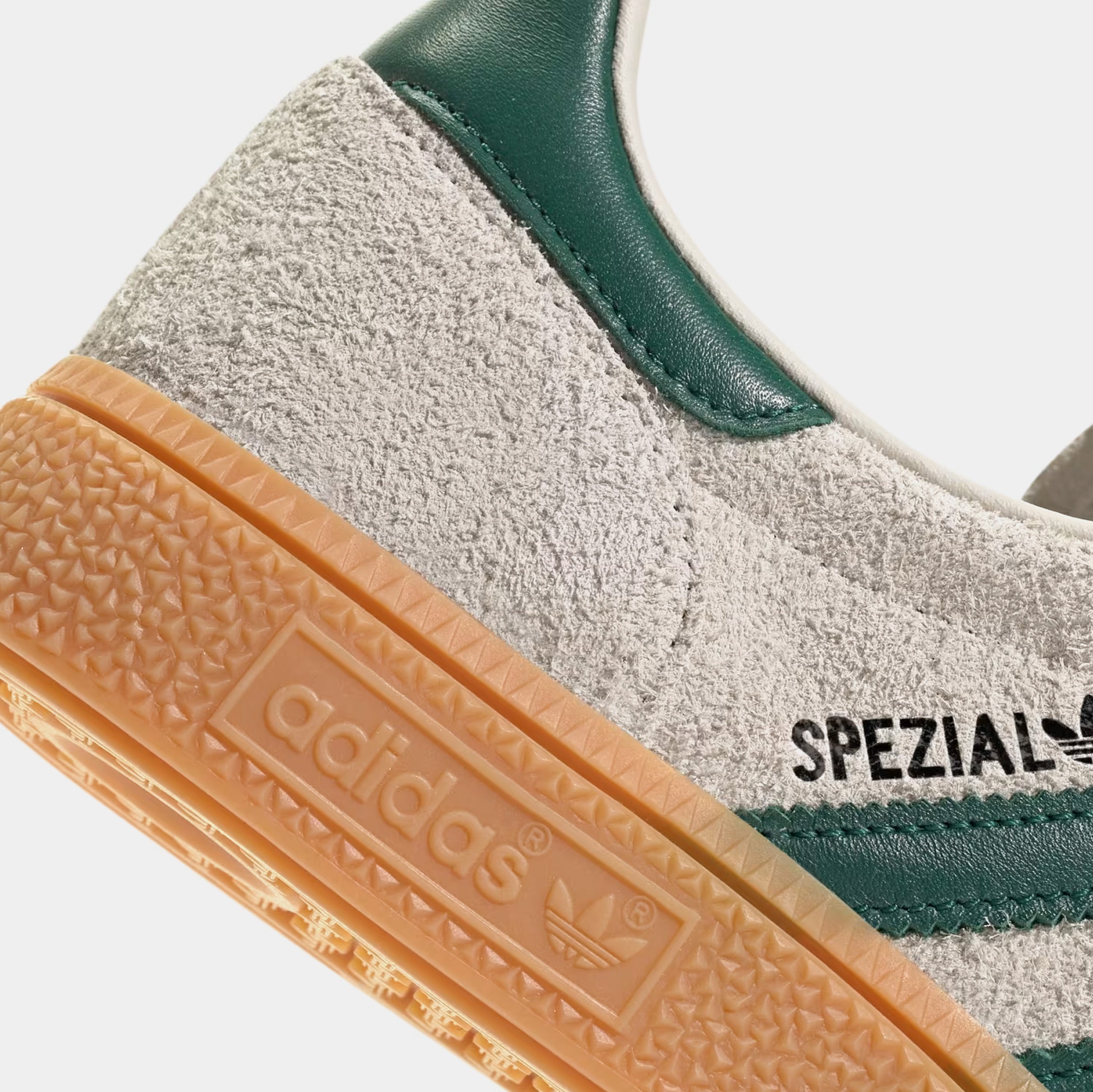 Handball Spezial Womens Lifestyle Shoes (Alumina/Collegiate Green/Gum)