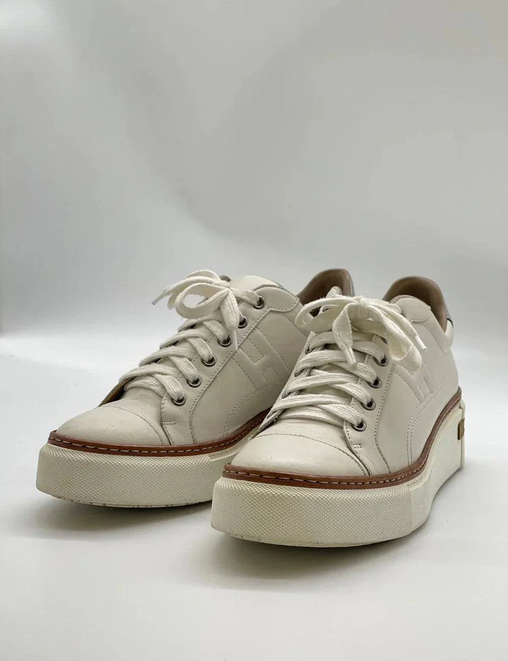 hermes-footwear-hermes-trainers-white-rjc4505-73440431538557.webp