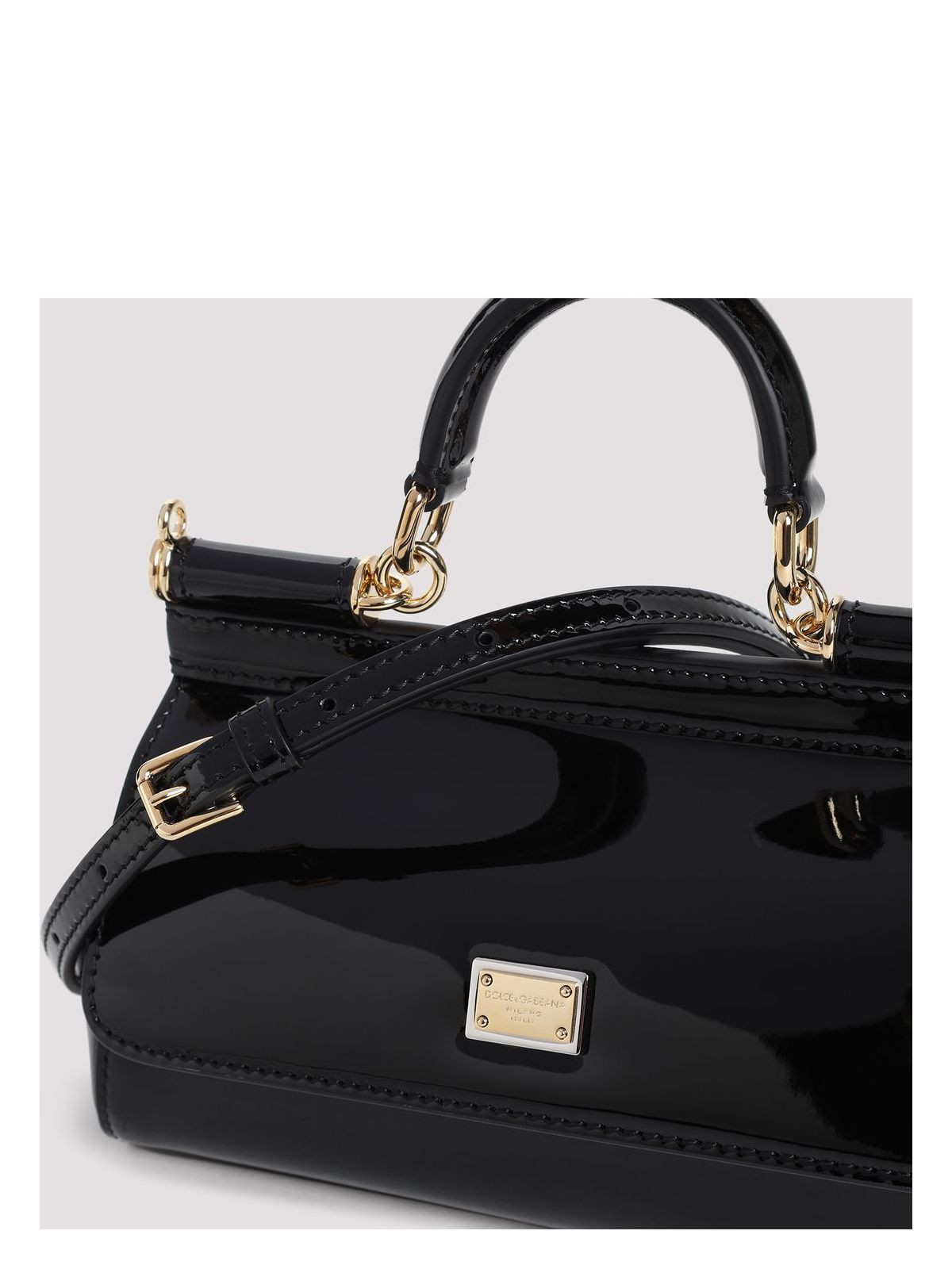 TOTE XS VERNICE NEGRO DETALLES DORADOS