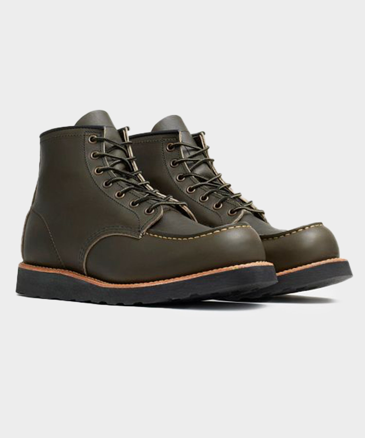 Red Wing 6 in Classic Moc in Alpine